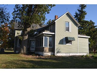 Property photo 1 - REAL ESTATE AUCTION - 7 ACRE FARMSTEAD OFFERED IN 2 TRACTS OR COMBINATION IN EASTERN ALLEN COUNTY